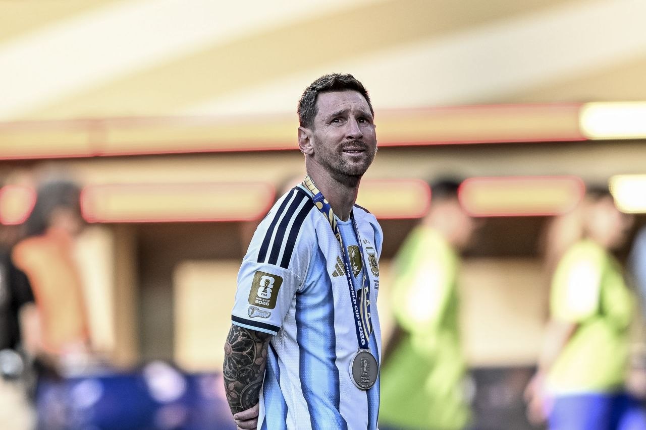 Messi məğlubiyyətdən sonra ilk dəfə azarkeşlərə müraciət etdi